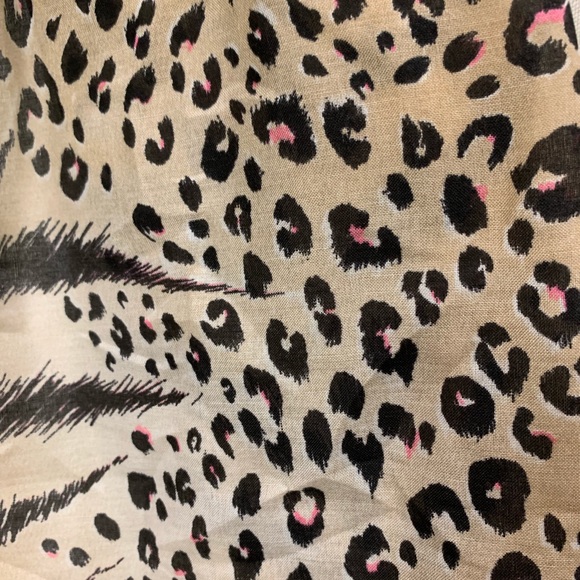 H&M leopard print scarf shawl - Picture 2 of 3
